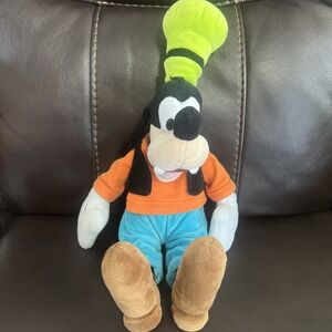 Goofy Disney Plush EUC 18"